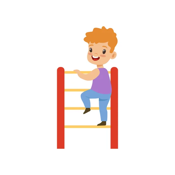 Bonito menino subindo escada, criança se divertindo no vetor playground Ilustração em um fundo branco —  Vetores de Stock
