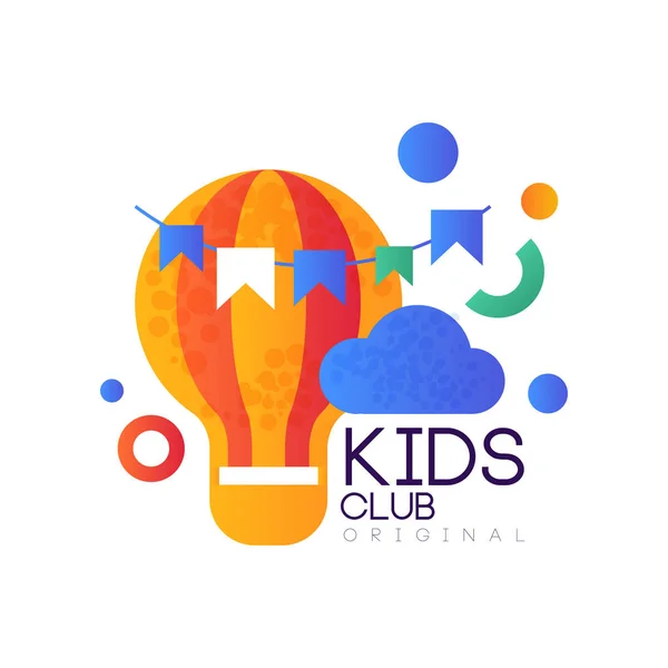 Logo original del club de tierra para niños, plantilla de etiqueta creativa, parque infantil, insignia de entretenimiento o club educativo con vector de globo de aire caliente Ilustración sobre un fondo blanco — Vector de stock