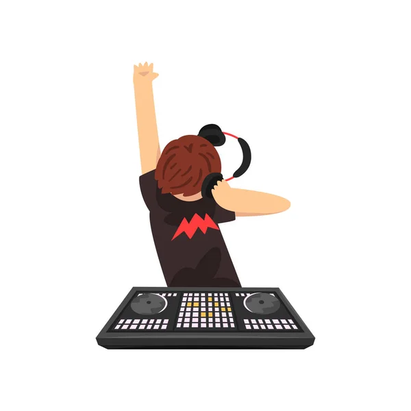 Male DJ in headphones mixing music on vinyl turntables, guy playing music on mixer console deck vector Illustration on a white background — Stock Vector