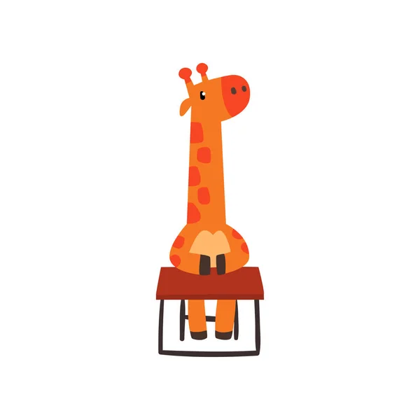 Giraffe zitten aan de balie, schattige dieren stripfiguur op school, vector onderwijs en kennis concept illustratie op een witte achtergrond — Stockvector