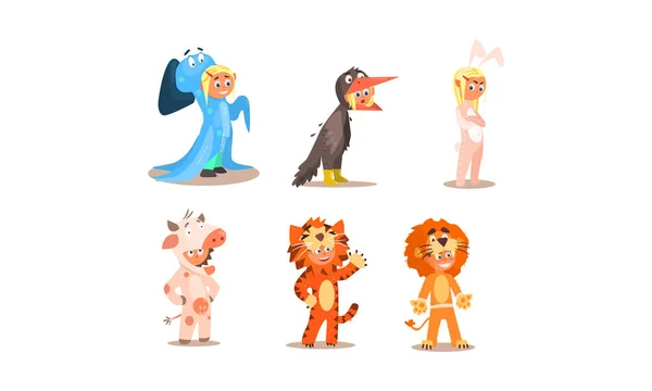 Menina e menino em diferentes fantasias de mascarada conjunto, fantasma, coelho, vaca, tigre, leão, vetor Ilustração — Vetor de Stock