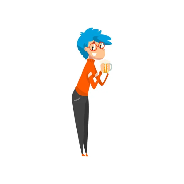 Mujer joven con taza de cerveza en sus manos, personaje divertido chica beber alcohol vector Ilustración — Vector de stock