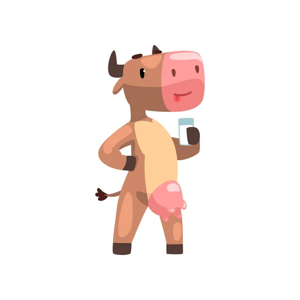 Vaca marrom engraçada com vidro de leite, vetor de caráter de desenho animado animal de fazenda Ilustração — Vetor de Stock