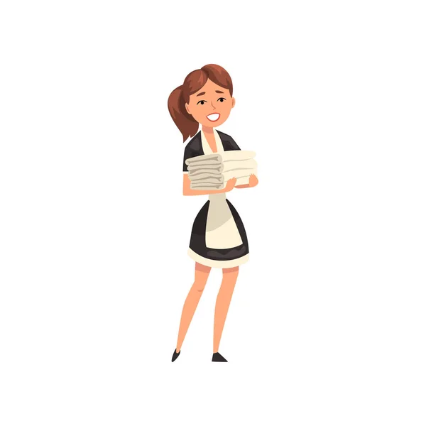 Mucama sonriente pila de ropa limpia, carácter de criada con uniforme clásico con vestido negro y delantal blanco, servicio de limpieza vector Ilustración — Vector de stock