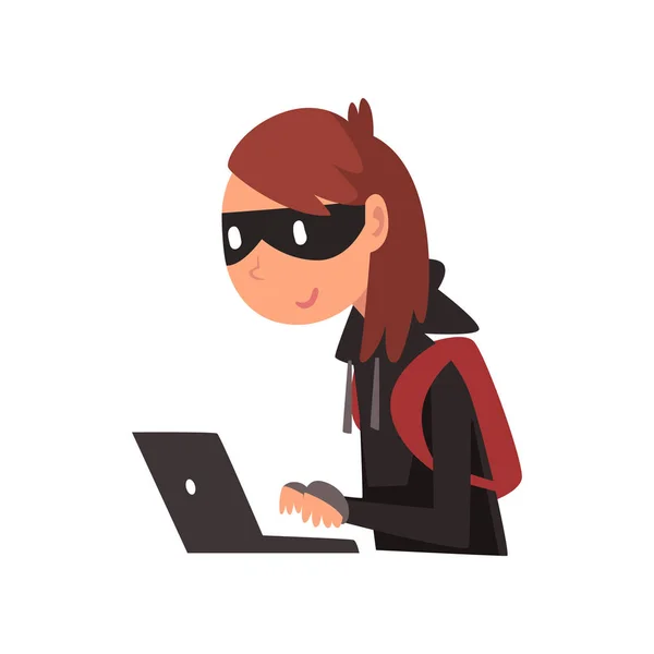 Hacker en máscara negra robando información de computadora portátil, crimen de Internet, tecnología de seguridad informática ilustración vectorial de dibujos animados — Vector de stock