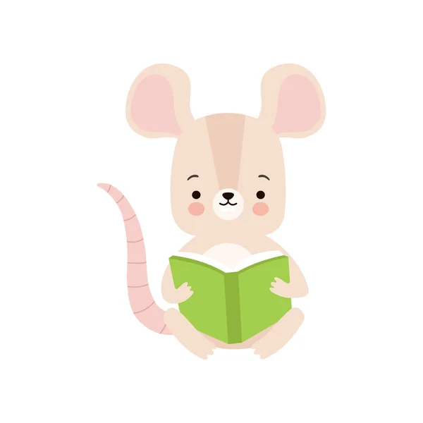 Söt mus läsebok, bedårande smarta djur tecken sitter med bok vektorillustration — Stock vektor