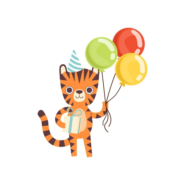 Tigre pequeno bonito no chapéu do partido que está com balões coloridos e caixa de presente, ilustração adorável do vetor do caráter dos desenhos animados do animal selvagem — Vetor de Stock