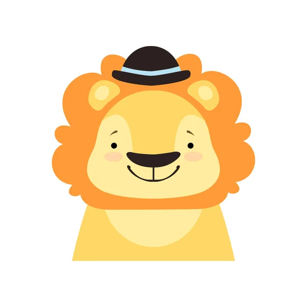 León en un sombrero de jugador de bolos negro, cara divertida, lindo personaje de dibujos animados vector avatar Ilustración sobre un fondo blanco — Vector de stock