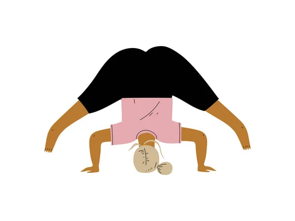 Pralle Frau in breitbeiniger Vorwärtsbeugepose, kurviges Mädchen, das Yoga praktiziert, Vektor-Illustration für gesunden Lebensstil — Stockvektor
