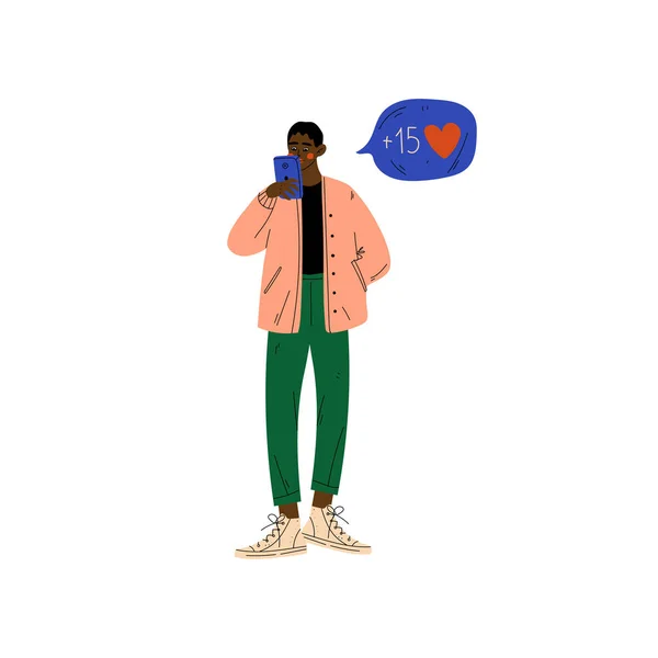 Jonge Afro-Amerikaanse man chatten online met behulp van Smartphone, Guy met Chat Communication Bubble, Internet Social Network Virtuele communicatie Vector Illustratie — Stockvector