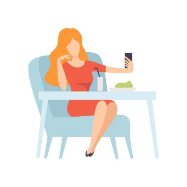 Cafe veya Restoranda Otururken Akıllı Telefonda Selfie Fotoğrafı Çeken Kız, Modern Gadget Vektör İllüstrasyon Kullanarak Sosyal Medya İçin Fotoğraf veya Video Yapan Genç Kadın