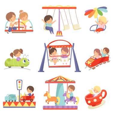 Sevimli Erkek ve Kızlar Atlıkarıncalar ve Eğlence Parkı Vektör İllüstrasyon Konumlar eğlenen