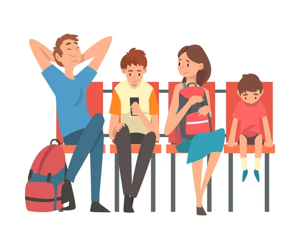 Familj väntar på flygplatsterminalen för flygning, far, mor och deras två söner sitter på stolar på väntrum vektor illustration — Stock vektor