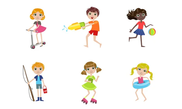 Sommar barn utomhusaktiviteter set, pojkar och flickor leker med leksaker, ridning sparkcykel, rollerblading, fiske, simning vektor illustration — Stock vektor