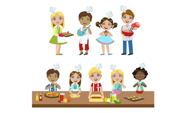 Leuke jongens en meisjes in uniform koken in de keuken set, kinderen koken verschillende gerechten met gebruiksvoorwerpen vector illustratie — Stockvector