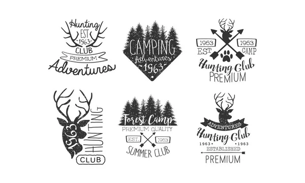 Jaktklubb, Adventures Premium retro etiketter set, Forest Camp, sommarklubb emblem vektor illustration — Stock vektor