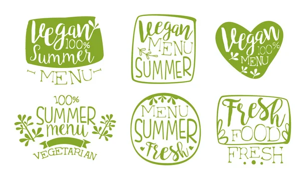 Veganes Sommermenü grün handgezeichnete Abzeichen Set, frische vegetarische Lebensmittel Vektorillustration — Stockvektor