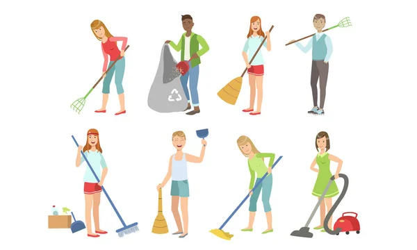 Mensen schoonmaken, afval verzamelen voor recycling, huishoudelijk werk doen, jonge man en vrouw met reinigingsapparatuur vector illustratie — Stockvector