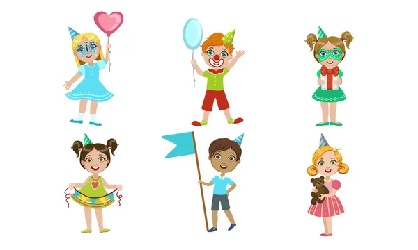Happy Kids Fête avec ballons, chapeaux de fête, drapeaux et masques, illustration vectorielle de l'ensemble joyeux anniversaire — Image vectorielle