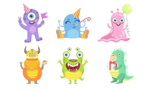 Conjunto de monstros coloridos bonitos, engraçado amigável mutante personagens vetor ilustração —  Vetores de Stock