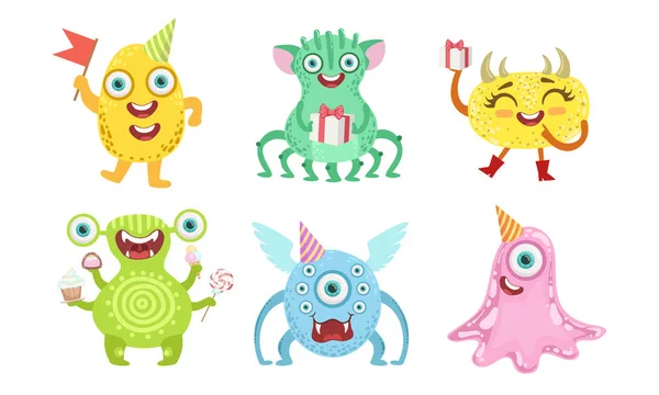 Aranyos boldog szörnyek beállítása, vicces barátságos színes mutáns karakterek, gyerekes születésnapi party design elemek Vector illusztráció — Stock Vector