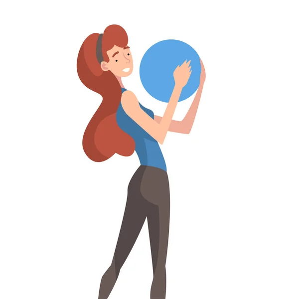 Dziewczyna Holding niebieski Ball, młoda kobieta organizowanie okrągły streszczenie geometrycznej kształt wektor — Wektor stockowy