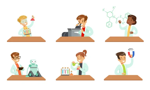Kid Scientists Set, Hoys and Girls doing Experiments in the Laboratory Vector Illustration — Stockový vektor