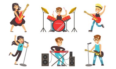 Sahne Vektörü İllüstrasyonunda Çocuklar Müzik Enstrümanları ve Şarkı Söylüyor, Gençler ve Kızlar Oynuyor