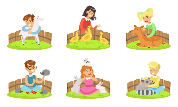 Happy Children and Cute Animals In Petting Zoo Set, Boys and Girls Playing, Feeding and Hugging with Goat, Gosling, Fawn, Rabbit, Raccoon, Hedgehog Vector Illustration — Stock Vector