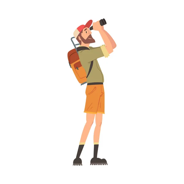 Человек лесной рейнджер с рюкзаком, глядя через бинокль, персонаж работника службы национальных парков в единой иллюстрации вектор стиля мультфильма — стоковый вектор