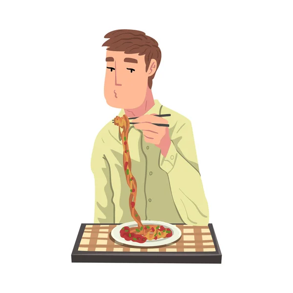 Giovane uomo mangiare pasta, allegro ragazzo seduto a tavola con tovaglia a scacchi godendo mangiare di deliziosi cibo cartone animato vettoriale illustrazione — Vettoriale Stock