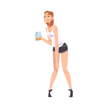 Ellerinde bira fincanı olan sarhoş genç kadın, sarhoş yürüyen kız çakırkeyif, sarhoşluk, kötü alışkanlık çizgi film stili illüstrasyonları.