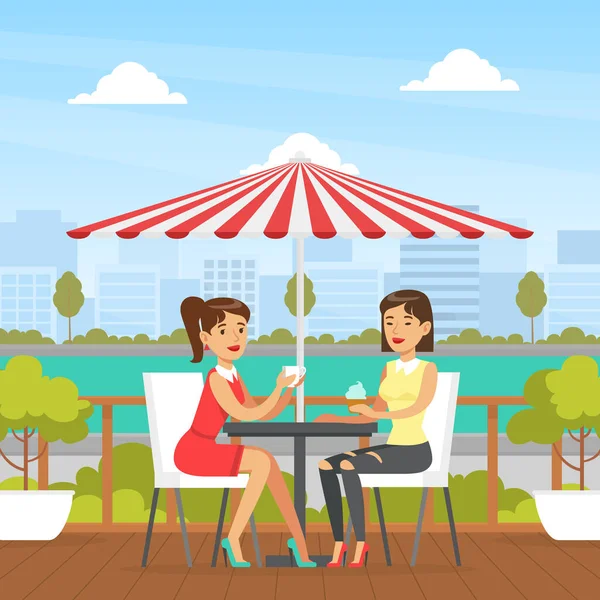 Deux jeunes femmes assises au café en plein air, Deux amies buvant du café et bavardant, Meilleures amies pour toujours concept dessin animé Illustration vectorielle — Image vectorielle