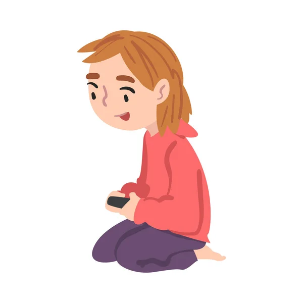 Roztomilé dívka sedí na podlaze přehrávání videohry s joystick, Teenage Kid Holding Controller Cartoon Style Vector Illustration — Stockový vektor