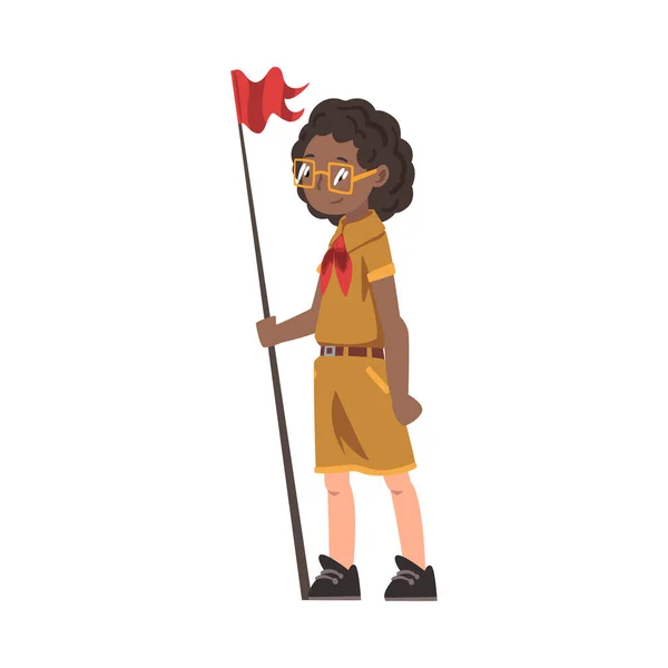 Scout Boy Standing with Red Flag, Scouting Kid Character φορώντας στολή και μαντήλι, Summer Camp Activities Vector Illustration — Διανυσματικό Αρχείο