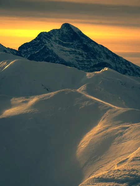 Криван. Святая гора словаков на восходе солнца . — стоковое фото