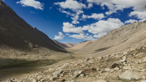 El lapso de tiempo de las nubes de la tarde en el Monte Kailash, Kora — Vídeo de stock