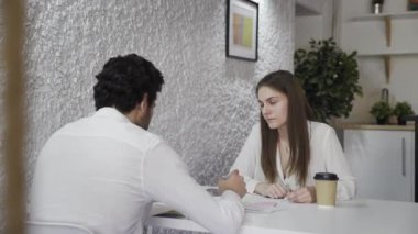 İş görüşmesi sırasındaki sorulara boş adaylık yanıtları