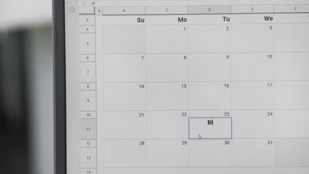 Escribir CUMPLEAÑOS el 23 en el calendario para recordar esta fecha . — Vídeos de Stock