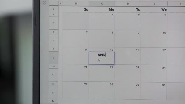 Escribir ANIVERSARIO el día 15 en el calendario para recordar esta fecha . — Vídeos de Stock