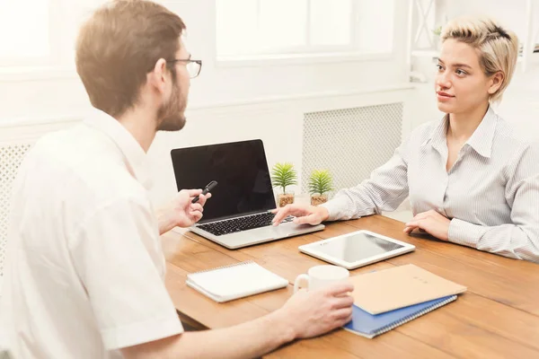 Young business partners working in office — Stock Photo, Image