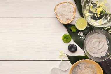 Ev ya da salon kaplıca tedavisi için doğal kozmetik