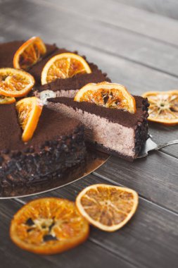 Çikolatalı kek krem ve profiterol