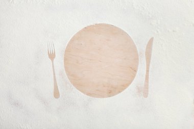 Siluet masada cihazların un ile kaplı