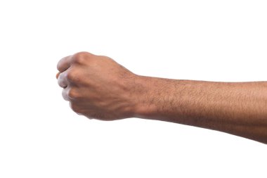 Beyaz arka plan üzerinde izole erkek siyah yumruk