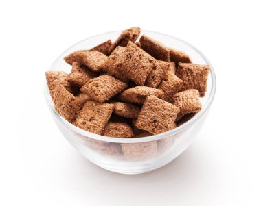 Cam kase çikolata yastık üzerinde beyaz izole dolu