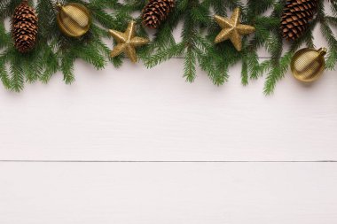 Köknar ağacı ve dekorasyonlu Noel arkaplanı