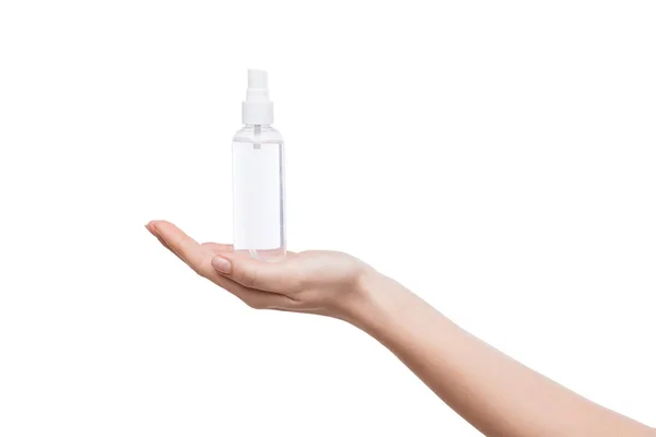 Mulher mão segurando garrafa com água térmica isolada — Fotografia de Stock