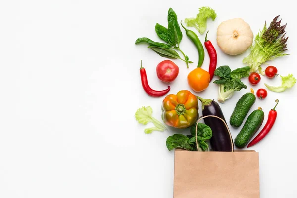 Einkaufen vegetarische Lebensmittel Supermarktkonzept, Draufsicht — Stockfoto
