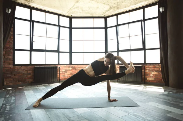 Konzept für fortgeschrittene Yoga-Stufe — Stockfoto